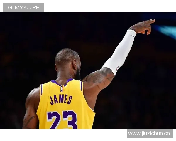 骑士前景未卜!交易传闻再起,球迷担忧詹姆斯去留 骑士前景未卜!交易传闻再起,球迷担忧詹姆斯去留